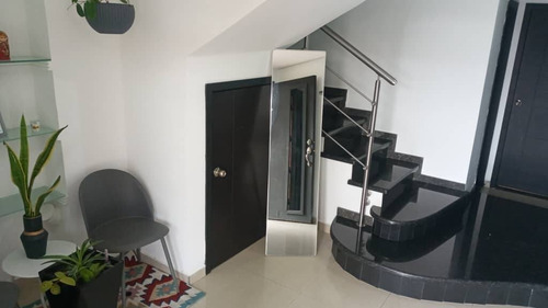 Imagen 3 de 13 de Tibisay Rojas Vende Townhouse Amoblado En Lomas Alto. Cód.: 145333. Telf. 0414-4173701.