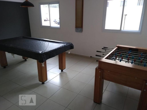Apartamento À Venda - Jardim Cristal, 2 Quartos, 54 - S893109103