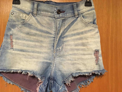 Impecable Short De Dama De Jean Con Roturas. Talle 24 Strech