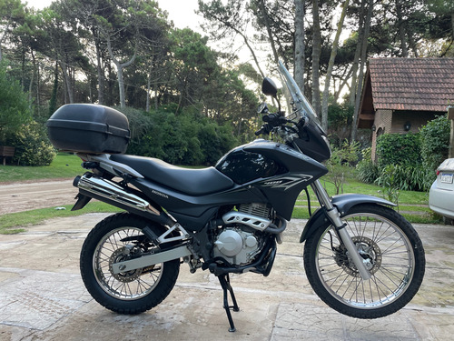 Vendo Impecable!!segundo Dueño ,equipada Para Viajar.