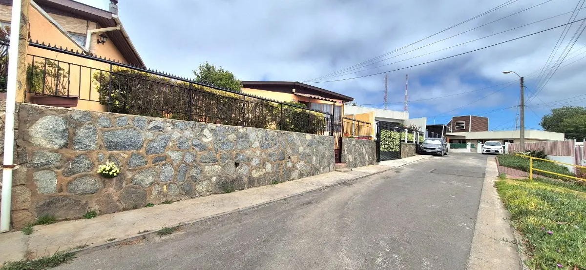 Imagen 2 de 16 de Venta Casa Agua Santa Viña Del Mar