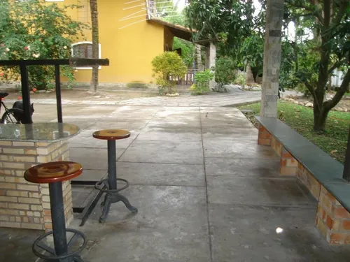 Junto Ao Centro, 3 Quartos Uma Suite. Finíssimo Acabamento.