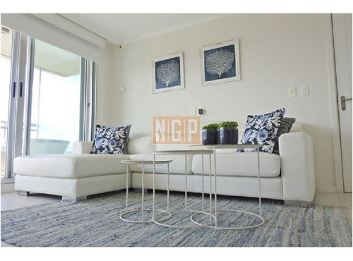 Imagen 2 de 30 de En Exclusividad Departamento De Metraje De 2 Dormitorios Transformado En Loft Roosevelt, Punta Del Este Piso Alto Con Vista Al Mar!