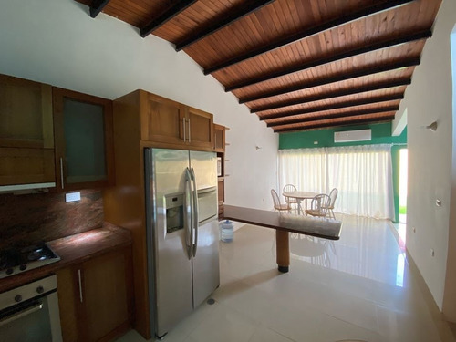 Imagen 4 de 10 de Casa Alquiler Urb Palma Real Tipuro Maturin