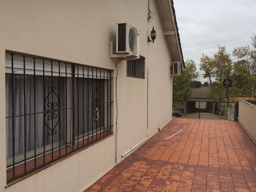 Casa En Venta En Barrio