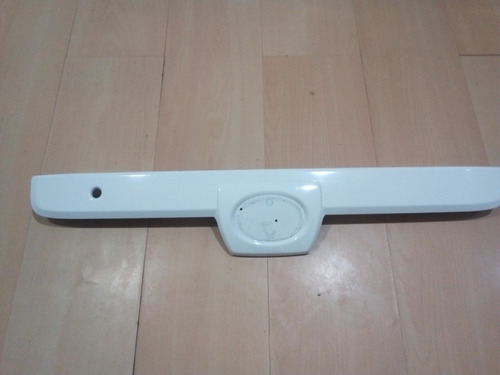 Platina Compuerta Tapa Maleta Toyota 4runner Año 03/08