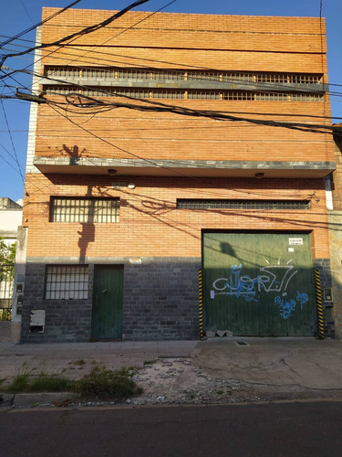 Imagen 1 de 17 de Venta De Galpon Villa Maipu 350 M2 Oportunidad
