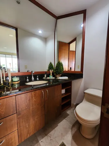 Apartamento En Venta En El Poblado. Cod V12369