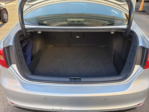 Volkswagen Vento Luxury 2.5