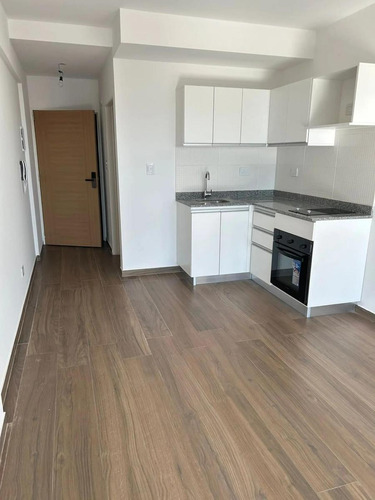 Departamento Monoambiente En Alquiler - 1 Baño - San Cristóbal