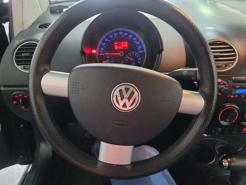 Volkswagen New Beetle 2.0 3p Automática