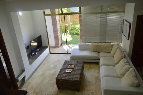 Lujosa Casa En Hato Royal. Rs