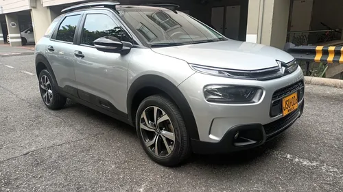 Citroën C4 Cactus 1.6 Shine Turbo Aut