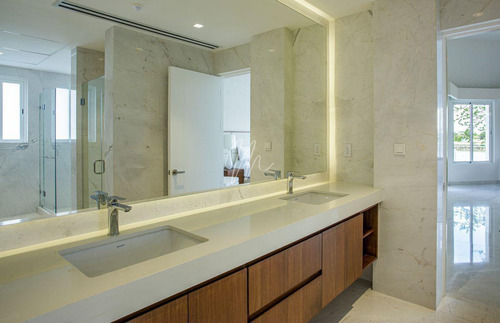 * Casa En Venta En Cancun En El Lago, Lagos Del Sol