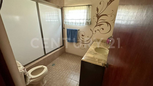 Casa En Venta, Jardines De La Calera, Tlajomulco De Zúñiga, Jalisco