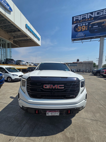 Gmc Sierra At4 V8 4x4