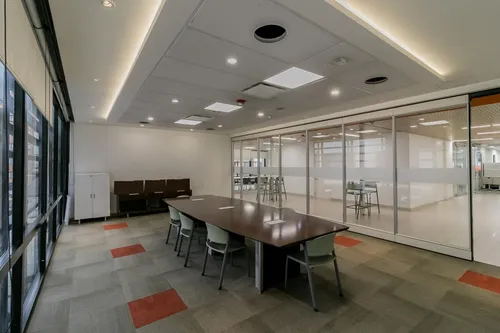 Edificio En Arriendo/venta En Chico Norte Iii. Cod A1001067
