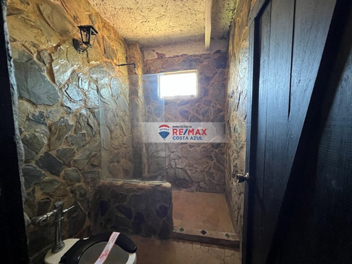 En Venta Hotel Con Estilo Colonial Clásico Ubicado En La Población De Boca De Aroa