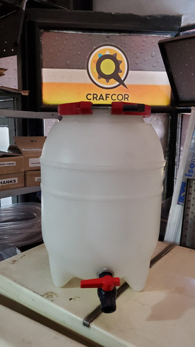 Fermentador 23 Lts Tapa Clamp Y Llave Esférica H 1/2