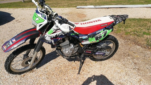 Imagen 13 de 16 de Honda Tornado 250 Año 2015