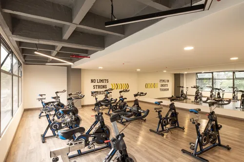 Vive En Las Alturas Con Estilo Y Confort Apartamento En Urbanity,