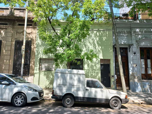 Venta Casa 5 Amb En Balvanera C/terraza