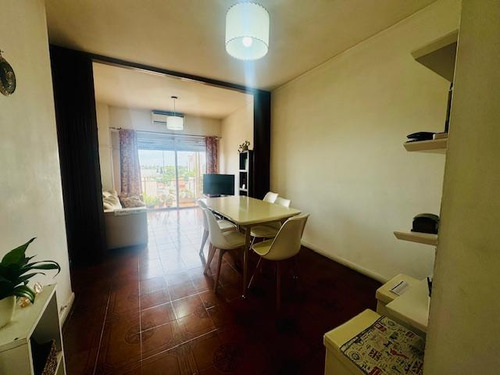 Departamento En Venta Ramos Mejía, 3 Ambientes Con Balcón