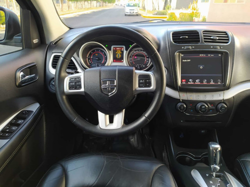 Dodge Journey 2.4 Sxt 7 Pasajeros Lujo At 2018