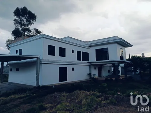 Venta Casa 5 Ambientes Yerbabuena