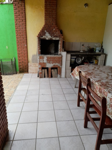 Casa Terrea 3 Dorms 2 Banheiros 5 Vagas De Carro