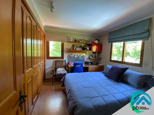 Casa En Condominio Cerro Aguas Claras , Manquehue Oriente Lb
