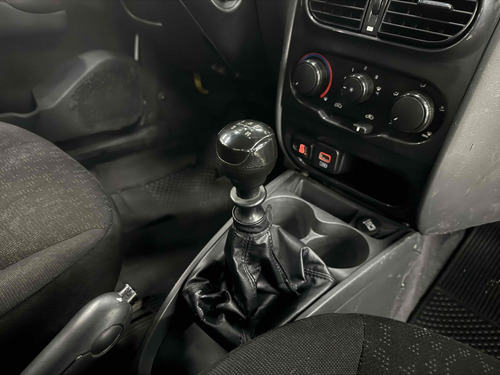 Fiat Strada 1.4 MPI FREEDOM CS 8V FLEX 2P MANUAL