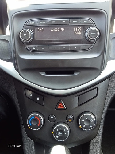 Imagen 15 de 15 de Chevrolet Sonic 2017 1.6 Lt Hb At