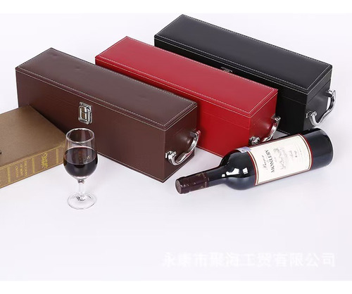 Caja De Regalo Para Un Vino Tinto Con Utensilios De Vino