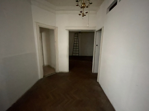 Imagen 21 de 30 de Alquiler Apartamento 4 Dormitorios Centro Montevideo