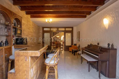 Casa En Venta En Macaracuay Yf