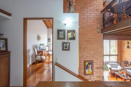 Casa En Venta En Loma De Los Balsos. Cod V16245