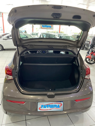 Imagem 7 de 20 de Hyundai Hb20 1.6 Comfort Style 16v 2016