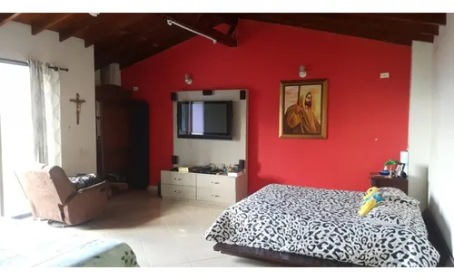 Casa En Venta Sector La Mina En Envigado