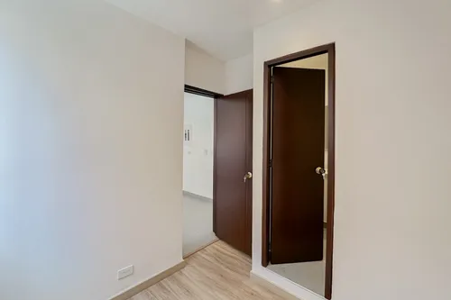 Apartamento En Arriendo/venta En Los Rosales. Cod A7442