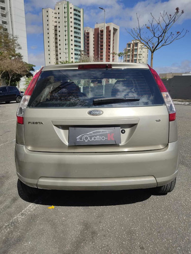 Imagem 5 de 11 de Ford Fiesta 1.6 Class