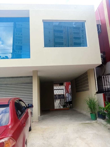 Vendo Local Comercial En Zona Universitaria Hatcastr