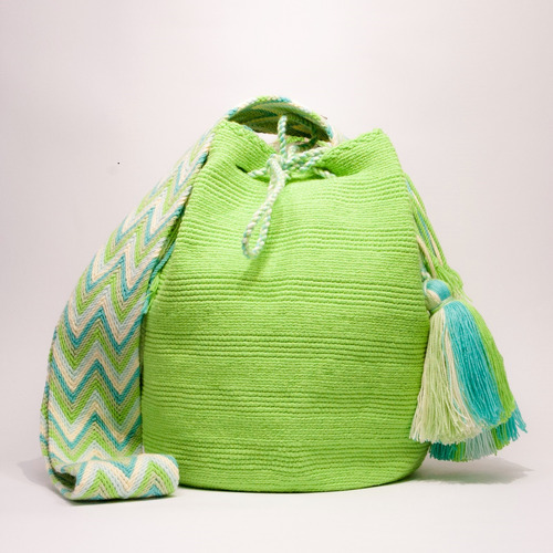 Mochila Wayuu Unicolor Verde Claro - Grande Con Pompones