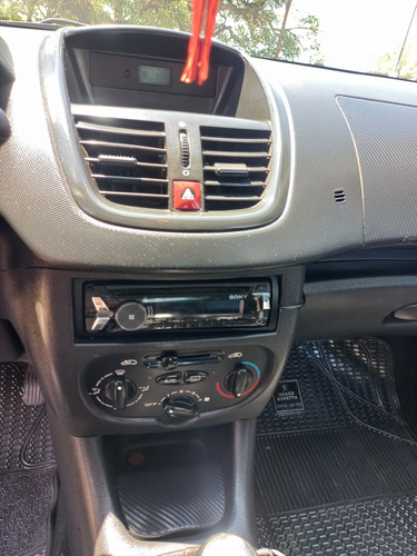 Peugeot 207 1.4 Active 75cv