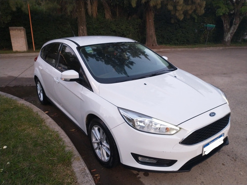 Ford Focus S 1.6 16 V Hatchback