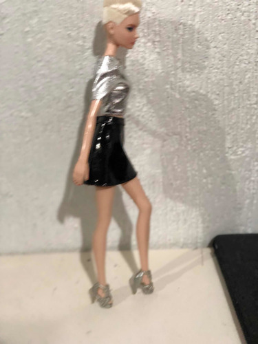 Barbie Top Módel Basics Collector Rubia Piel Blanca! Hermosa (Usado)