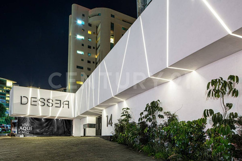 Departamento En Venta En Dessea Interlomas:3 Recámaras,3 Baños,3 Cajones