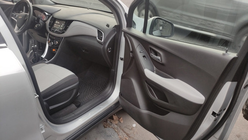 Imagen 14 de 18 de Chevrolet Tracker 2018 1.8 Ltz 140cv
