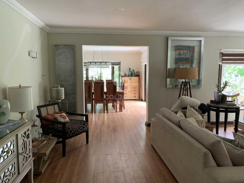Los Ingleses Chicureo En Condominio Con Casa Adicional