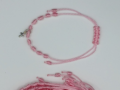 Recuerdo Economico 50 Pulseras Decenario Color Rosa